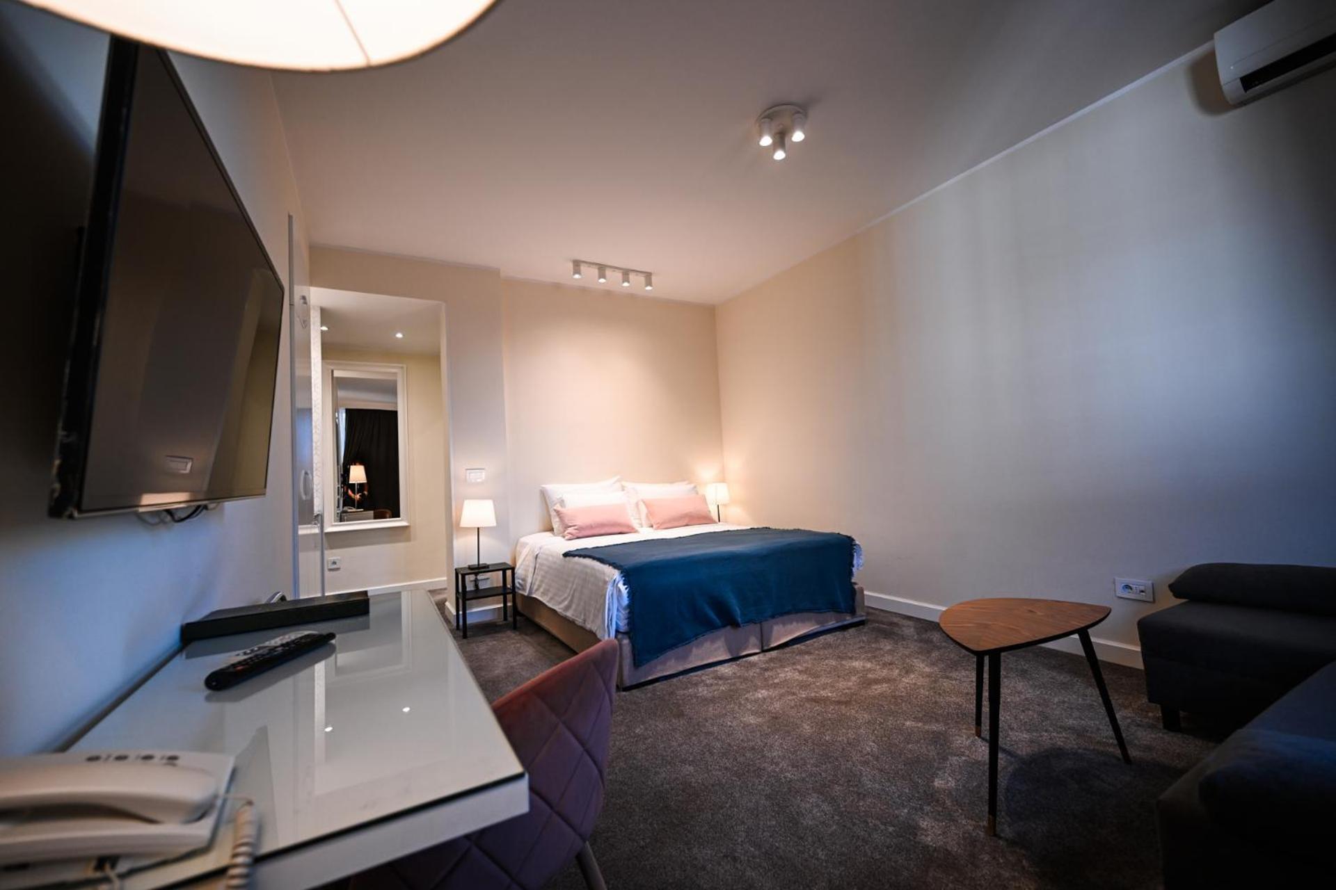 Garni Hotel Le Petit Piaf Belgrad Zewnętrze zdjęcie