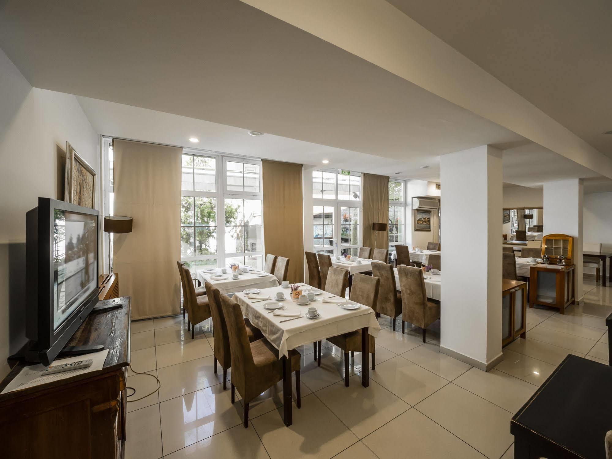 Garni Hotel Le Petit Piaf Belgrad Zewnętrze zdjęcie