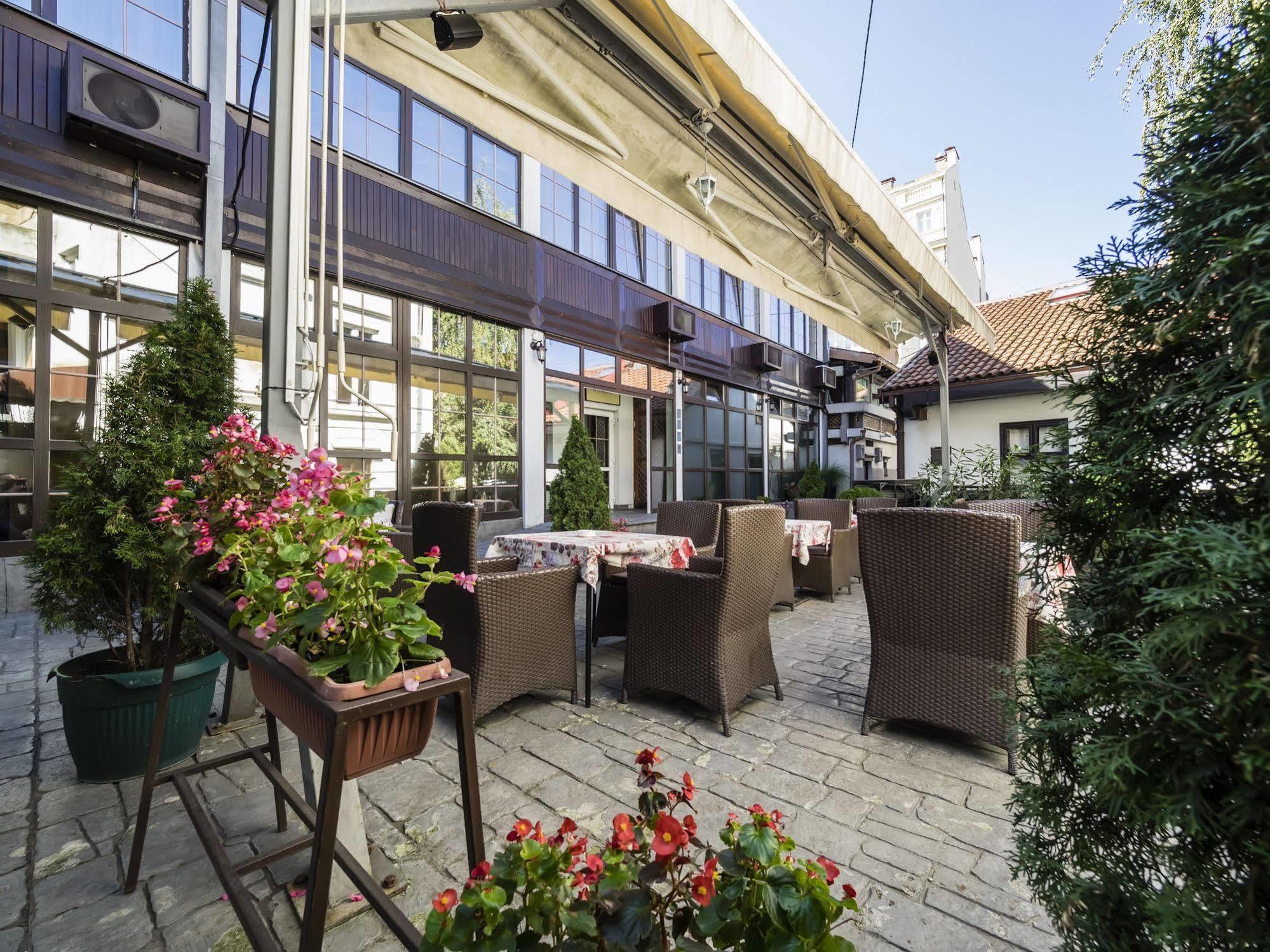 Garni Hotel Le Petit Piaf Belgrad Zewnętrze zdjęcie